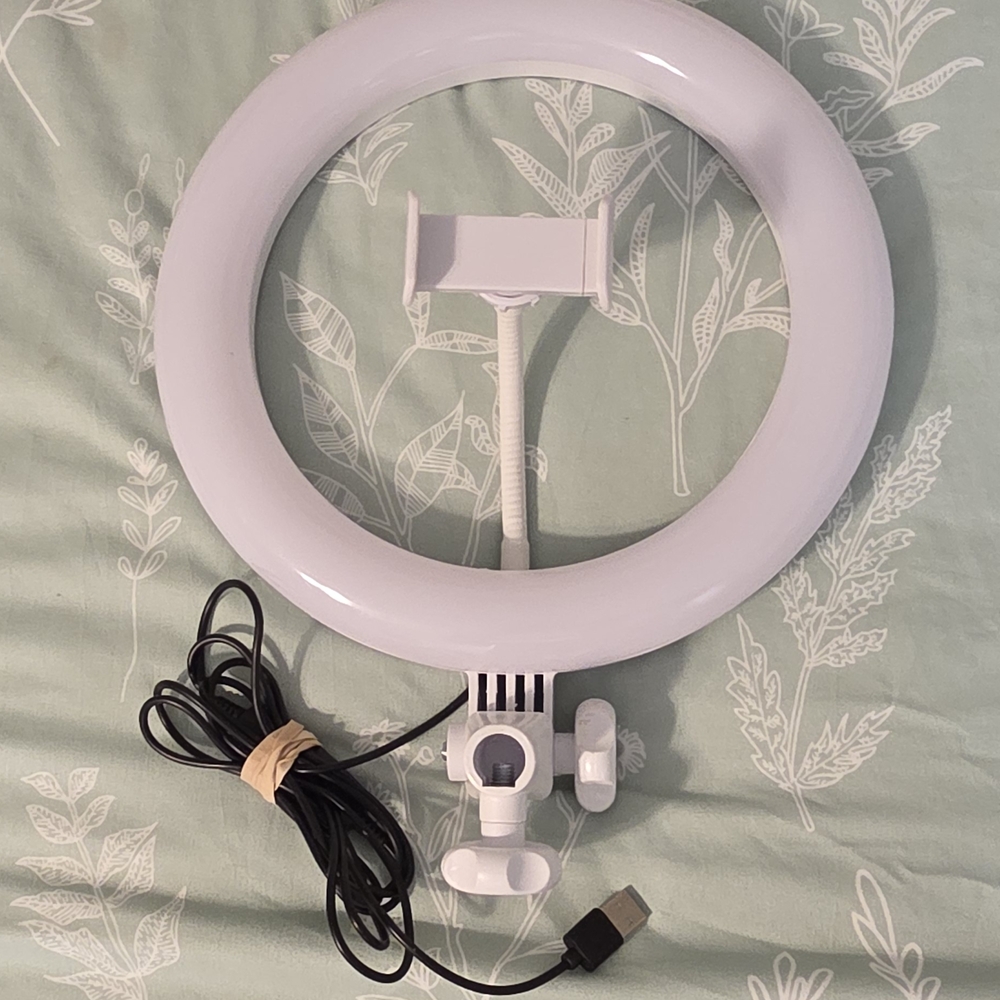 White LED Ring Light (with Multi Settings!) with Phone Holder